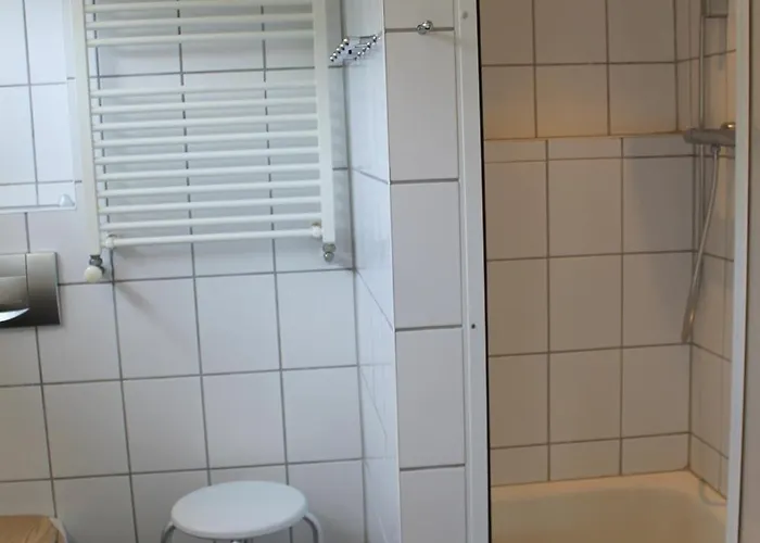 Aan Zee Дом отдыха *