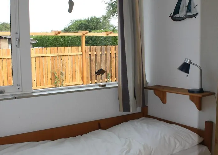 Дом отдыха Aan Zee *