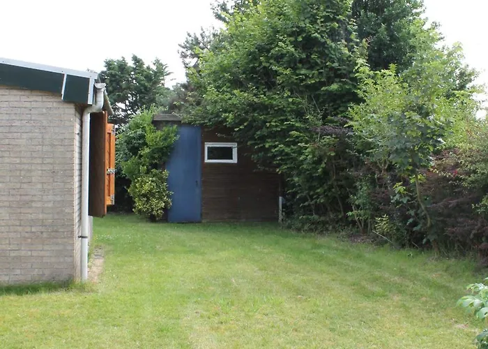 Aan Zee Дом отдыха Юлианадорп